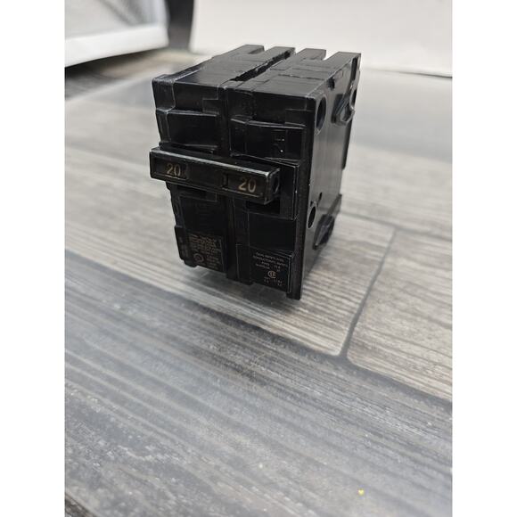 SiemensQP 20-amp 2 -Pole Standard trip Circuit Breaker [CC] - Picture 2 of 9